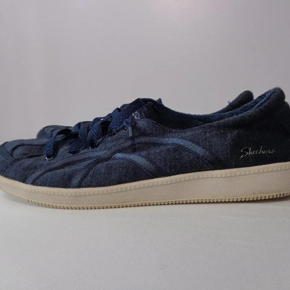 Skechers Women's Madison‎ Ave Take A Walk Navy Slip On Sneakers 23958 Size 9.5